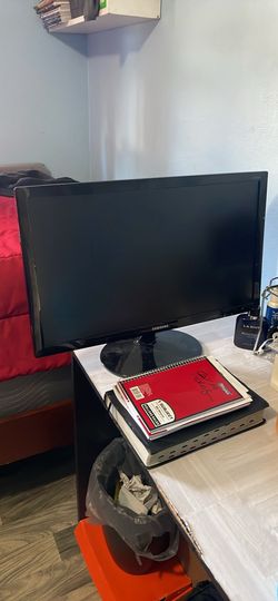 Samsung SyncMaster S24D300 LED LCD Monitor