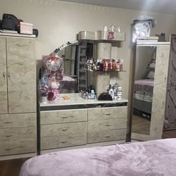Bedroom Set And Living Room In Good Condition 