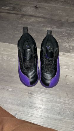 Jordan 12s