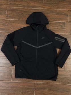 Men’s Black Nike Tech Sweater