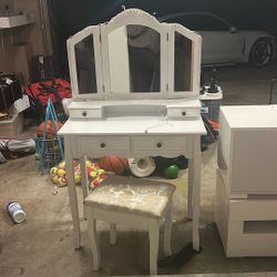 Vanity and stool 