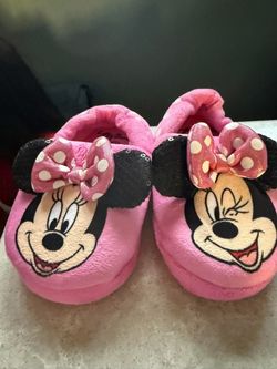 Girl slippers