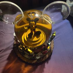 Disney
VTG Disney Mickey Mouse March Timeline 1(contact info removed) Snow Globe