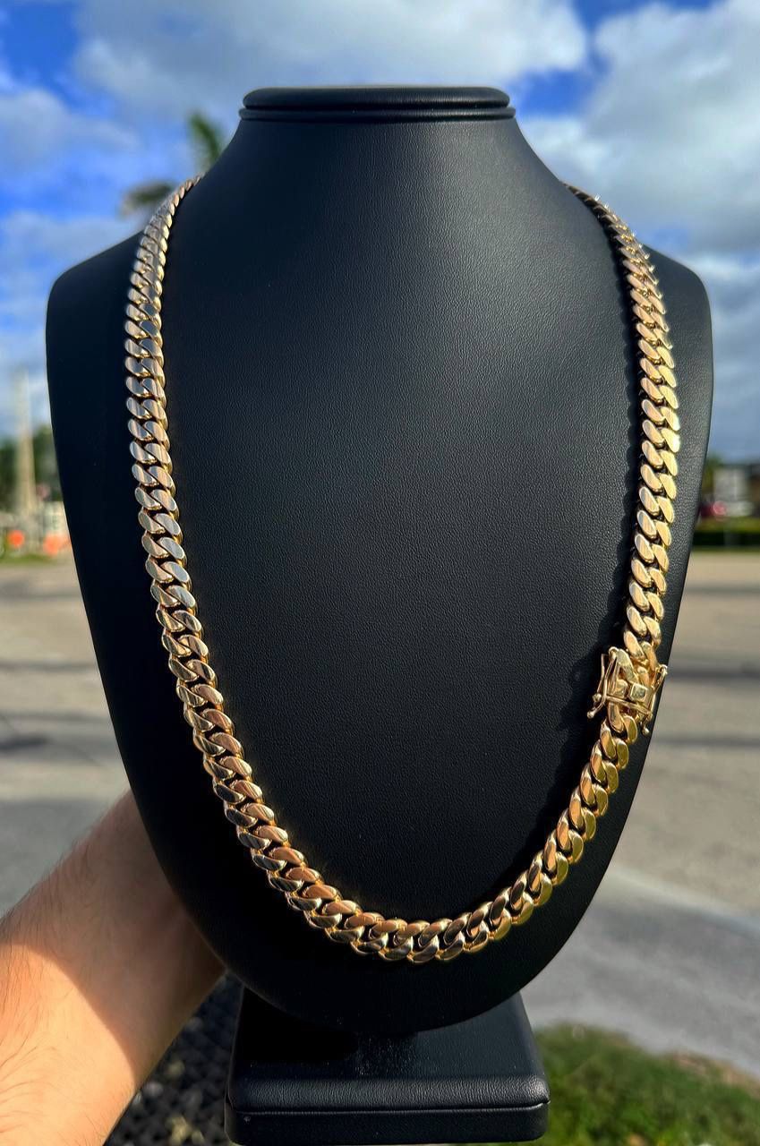 Jewelry 14k yellow gold Cuban necklace chain 26