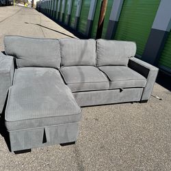 Grey Sleeper Sectional w/ Storage Chaise