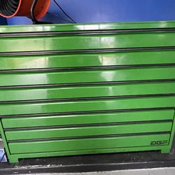 8 Drawer Heavy Duty Toolbox