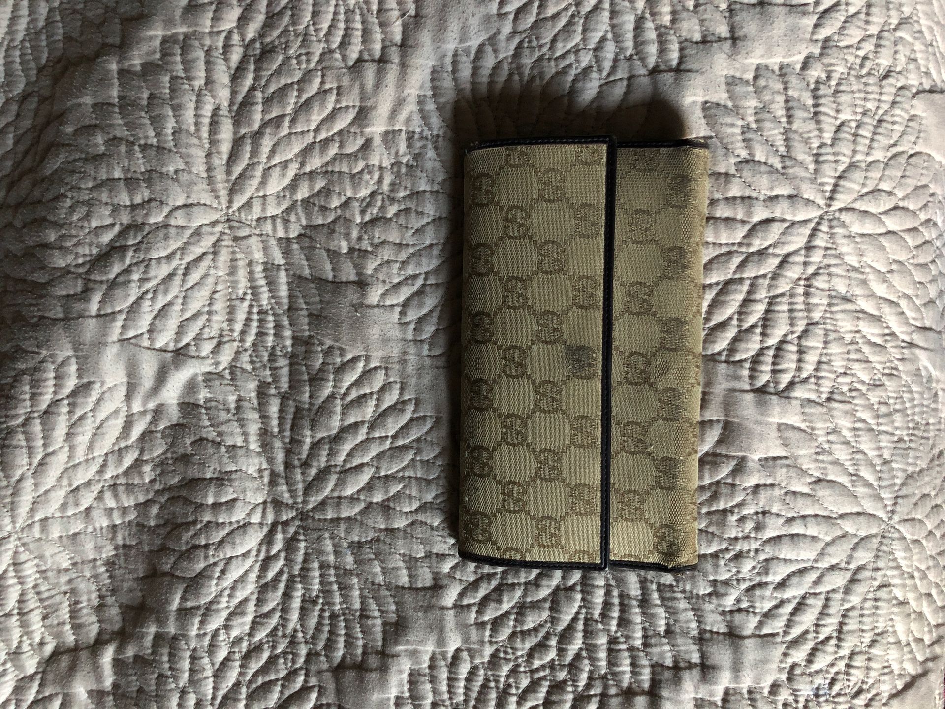 Gucci wallet