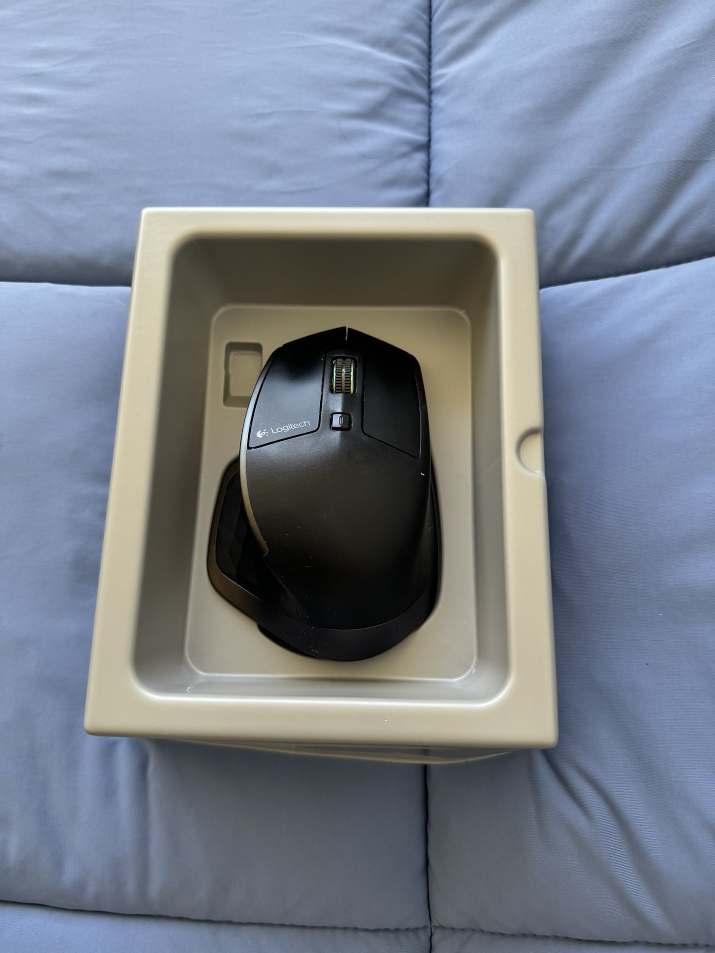 MX Master Wireless Mouse