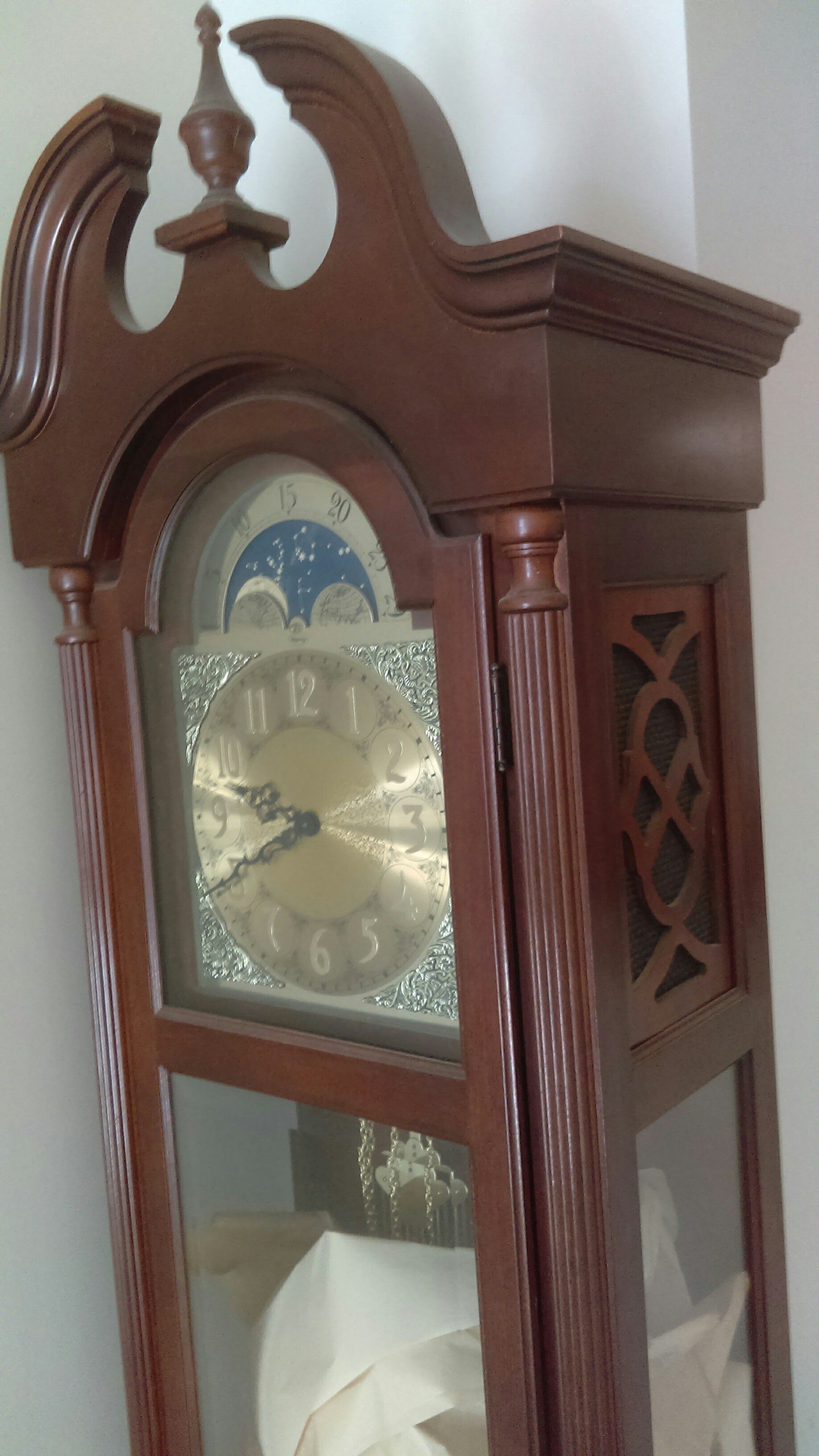 Grandfather clock perfect condition