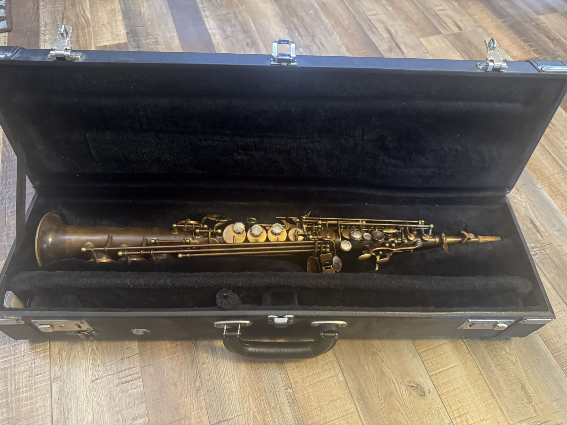 LA Sax Soprano saxophone
