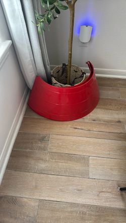 Metal Tree Collar