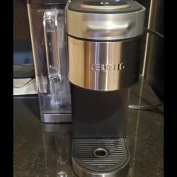 Keurig K-Supreme Plus Automatic Single Serve K-cup Coffee Maker K920