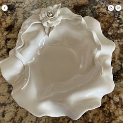 VINTAGE CAPIZZI DISH