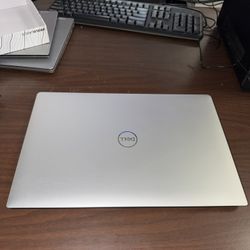 DELL XPS 4K TOUCHSCREEN GAMING LAPTOP 32GB RAM/1TB NVME SSD CORE i7 NVIDIA GPU