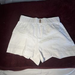 Vanilla Star Women’s White Shorts Small