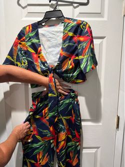 New women’s pant and top outfit size large