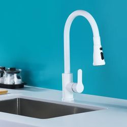 White High-Arc Single Handle Pullout Sprayer Kitchen Faucet with Dual Function
