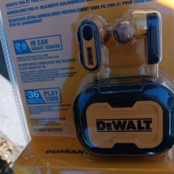 Dewalt True Wireless Earbuds New In Original Package