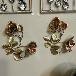 Pretty Floral Wall Decors 9” $5/each