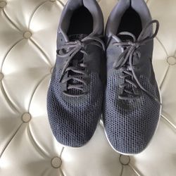 Nike Cross Trainer Shoes