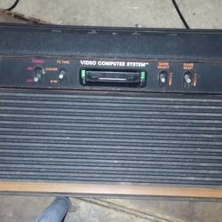 black Atari console - $1,000 (Thornton)

black Atari console
I have all the cables a bunch of games as well as a game storage

Batter


will trade for