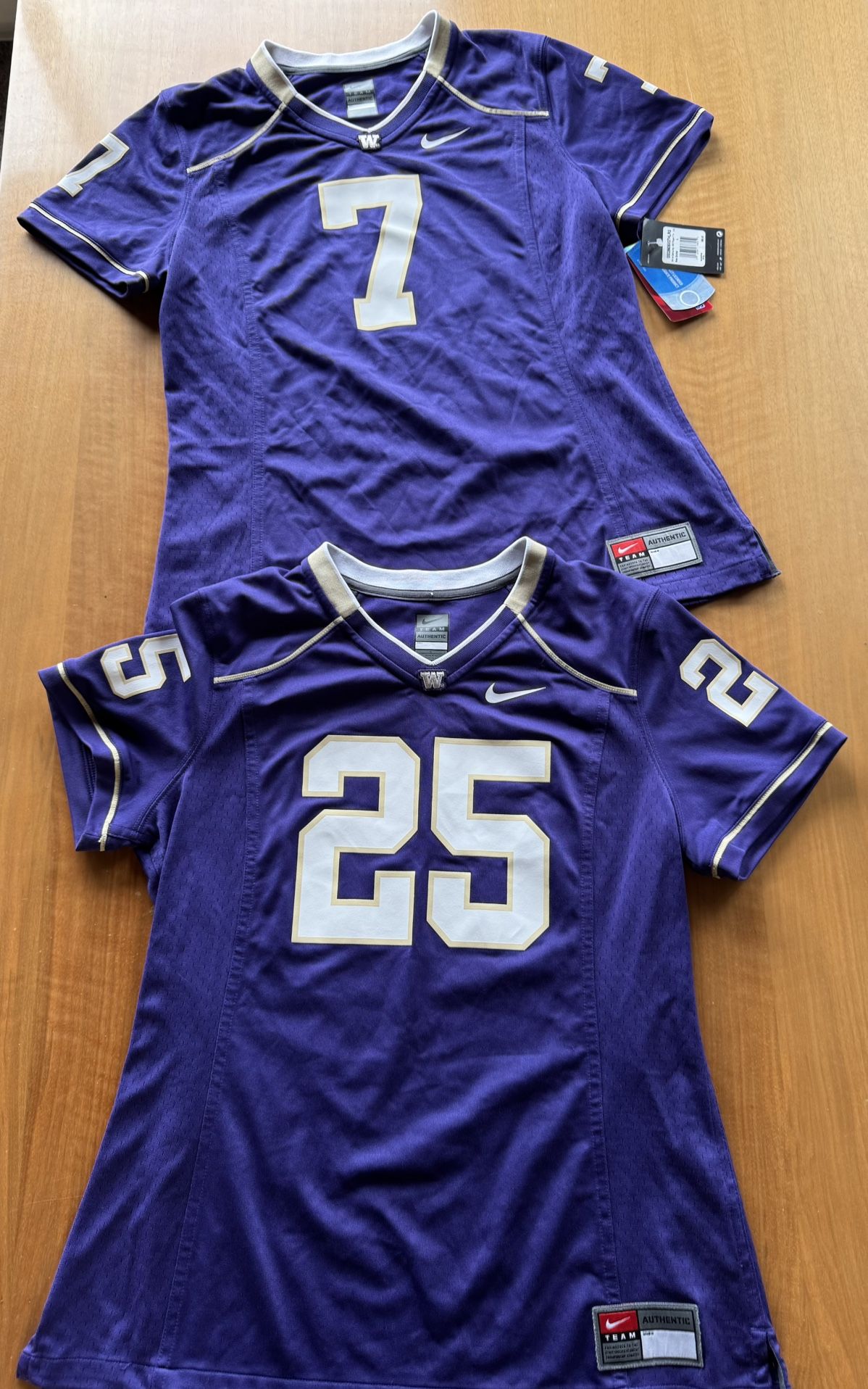 UW Huskies Women’s jerseys
