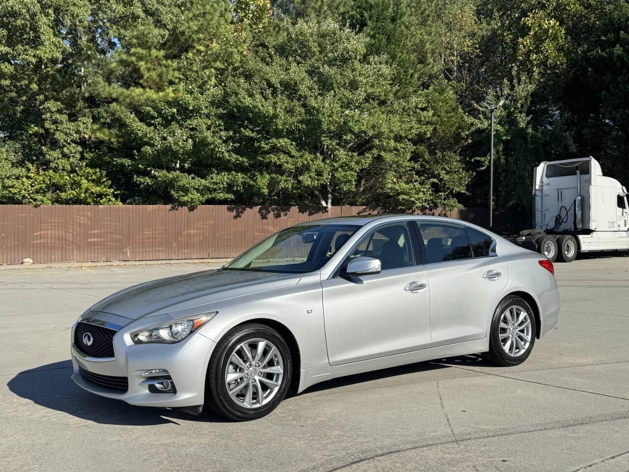 2014 INFINITI Q50