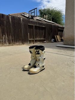 DIRTBIKE MX BOOTS Alpine stars Tech 1’s