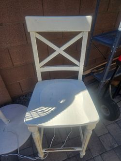 Pier 1 set of 3 white barstools