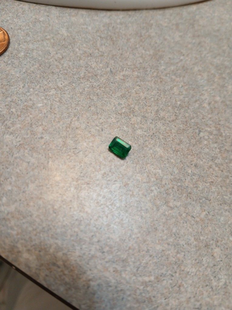 Brilliant 0.74 ct Emerald!!!