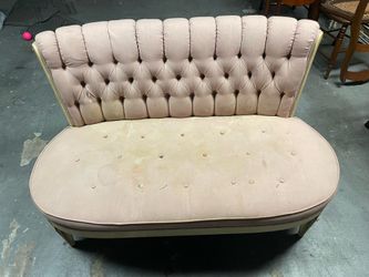 Vintage love seat