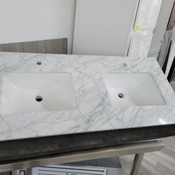 Top Bathroom Toilet 48" 