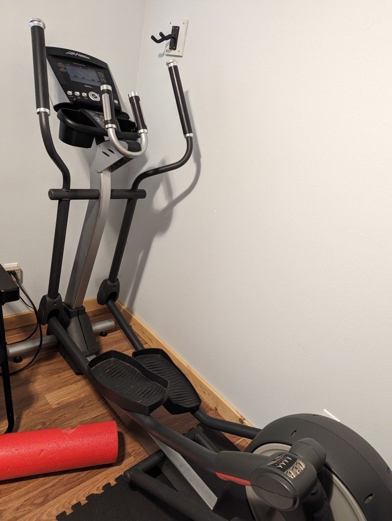 Elliptical Machine 