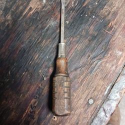 Vintage IRWIN 800-4” Flathead Wooden Handle Screwdriver, Made in USA
