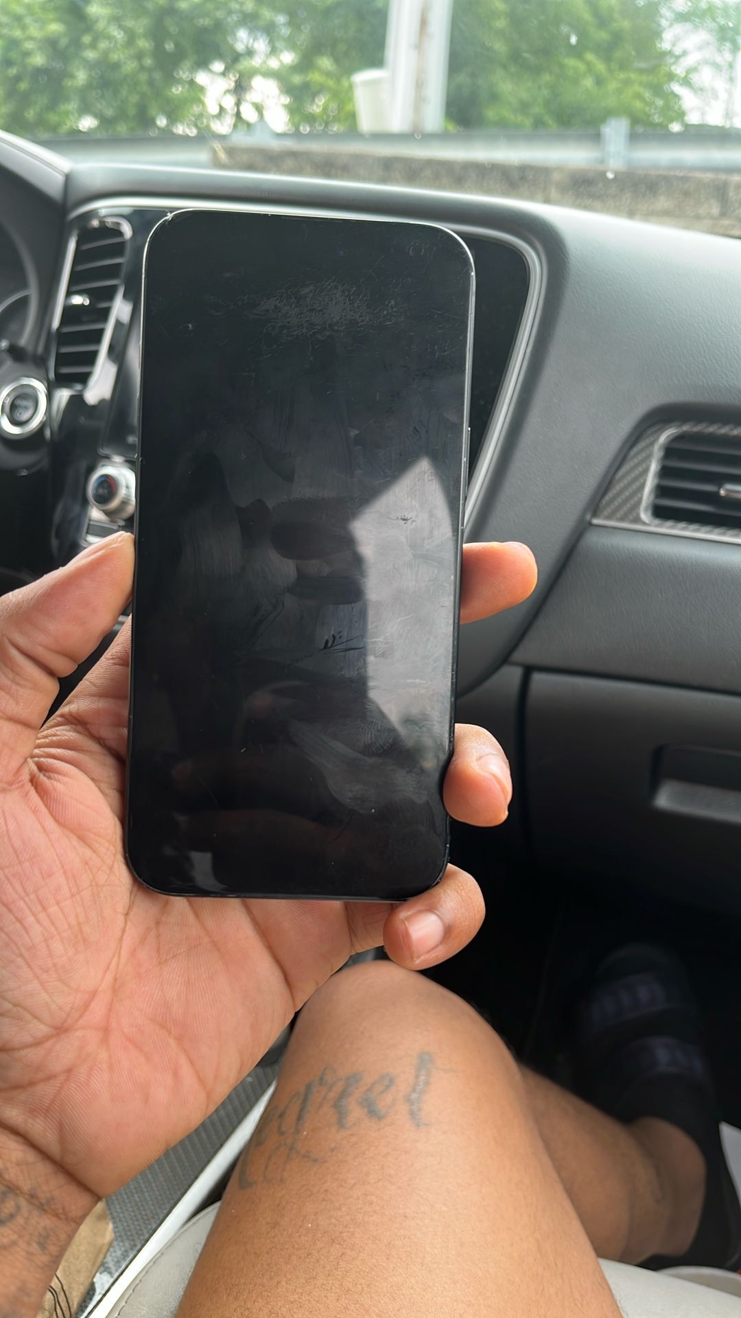 iPhone 16 Plus