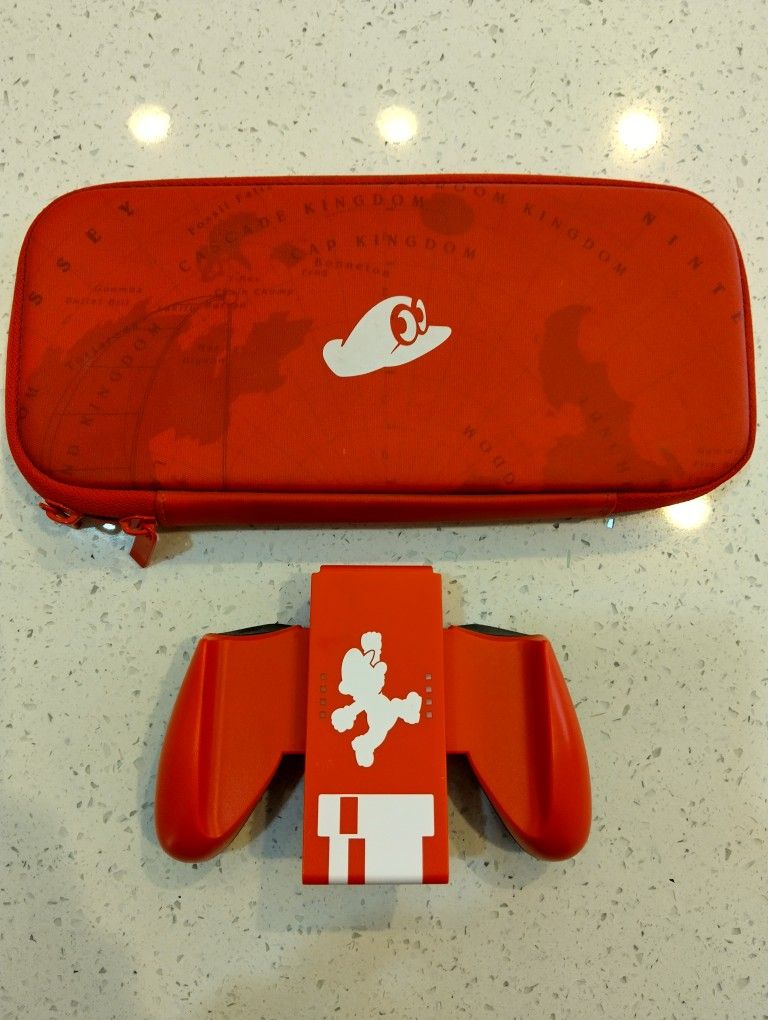 Mario Odyssey Nintendo Switch Carrying Case And Joy-con Gamepad