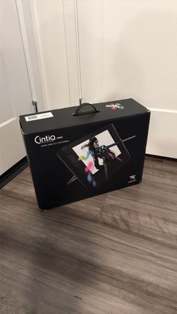 Wacom Cintiq 12WX Drawing Tablet – Original Box & Accessories