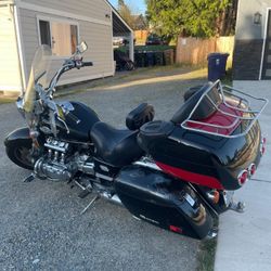 98 Honda Valkery Tour