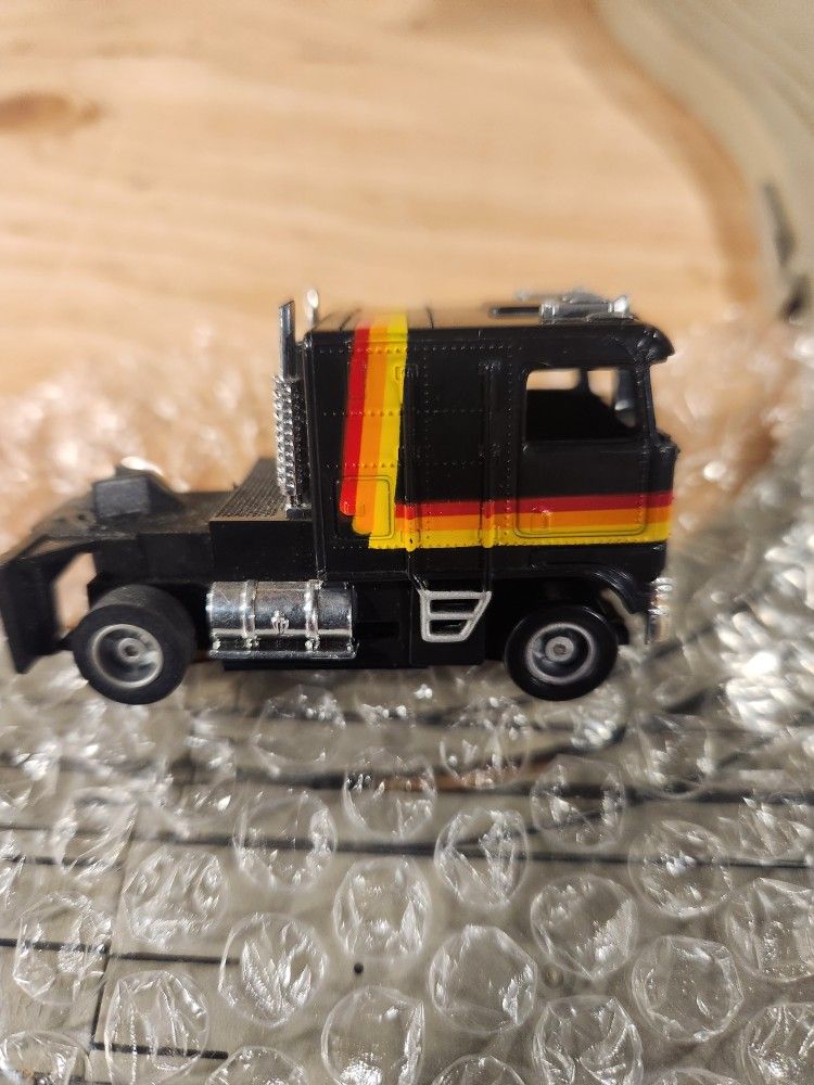 Tyco Us1 Trucking Black Cabover Slot Car