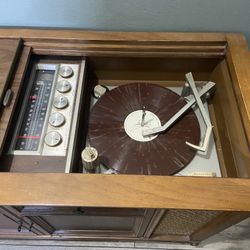 Vintage Disc Player Magnavox 60s