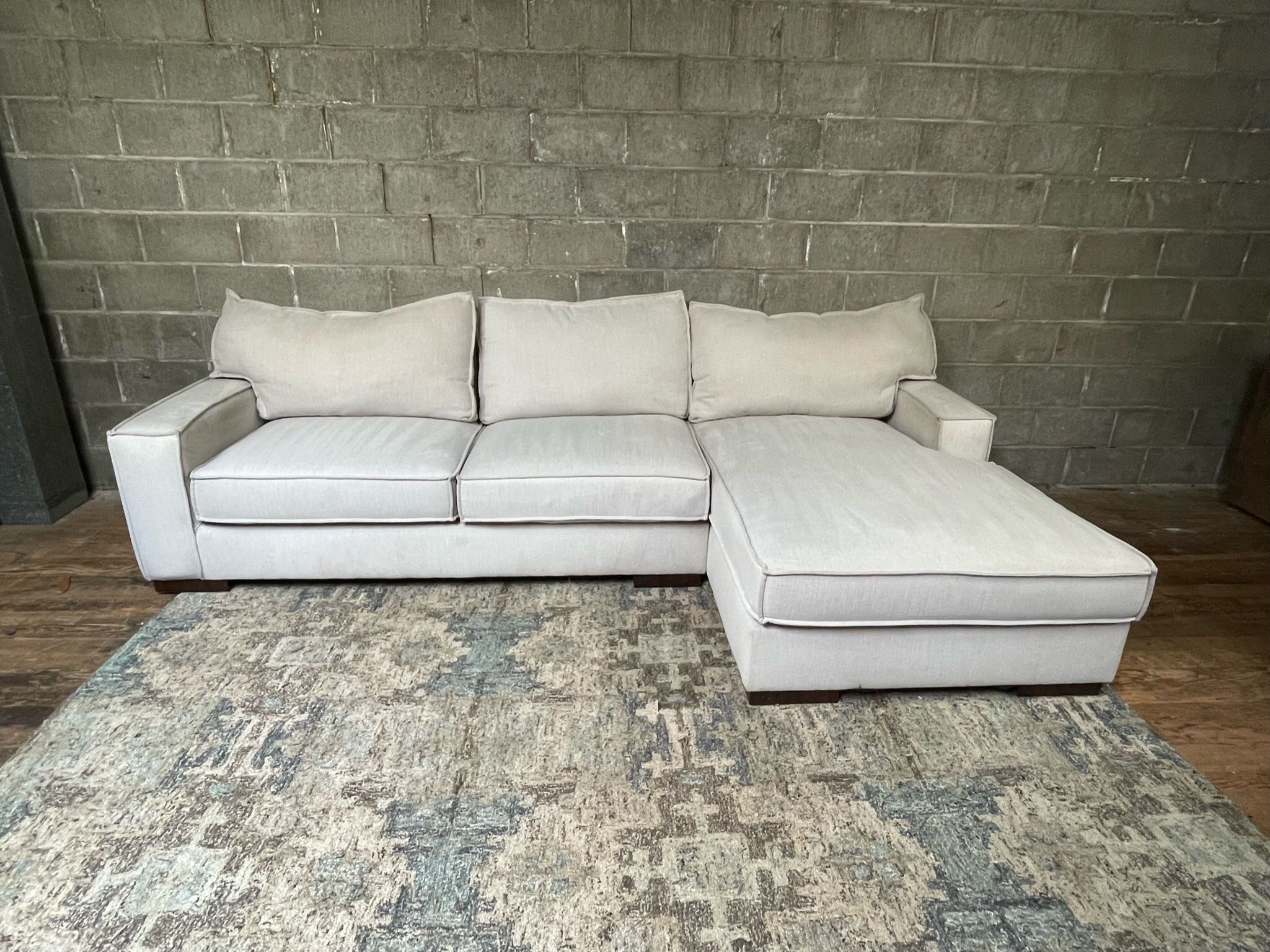White Sectional Couch “WE DELIVER”