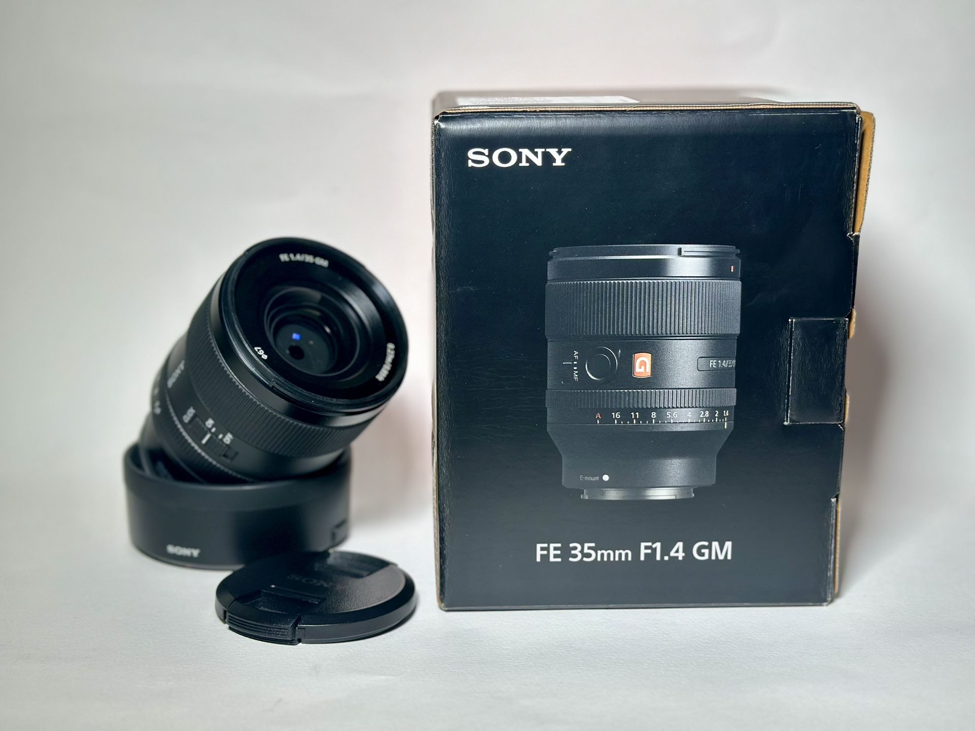 Sony FE 35mm F1.4 GM Lens