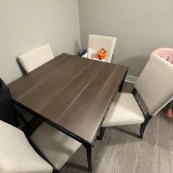 DINING TABLE