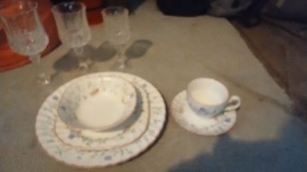 Dish Set From England 