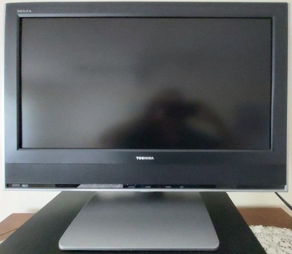 Toshiba LCD TV/DVD Combination