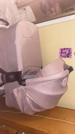 Pink Nuna bassinet