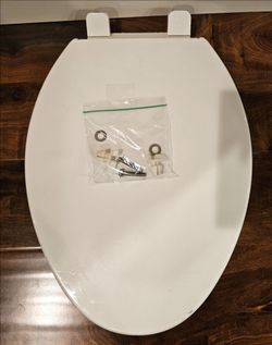Free Elongated Toilet Lid