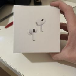 Apple AirPods Pro 3 Wireless Ear Buds Brand New