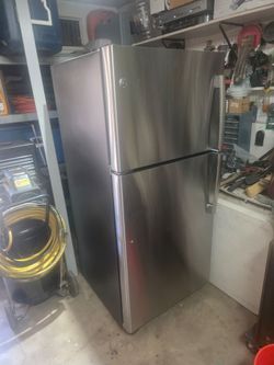 GE fridge