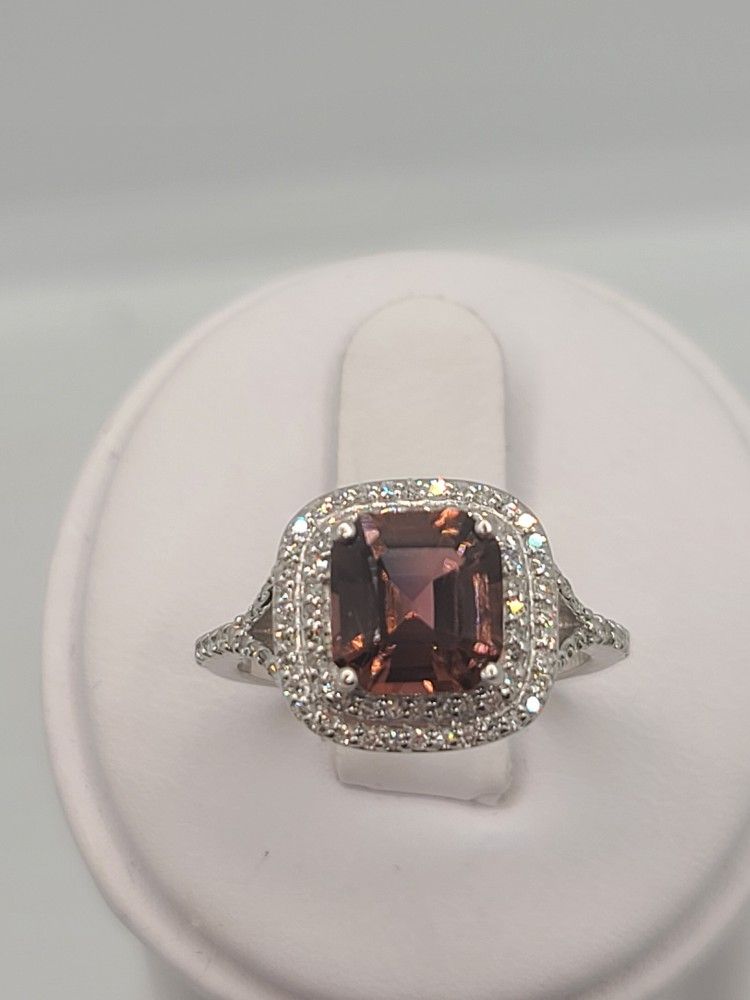 14k Gold Diamond Ring With Wine Color Tourmaline